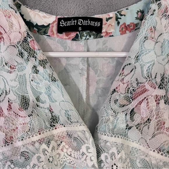 Scarlet Darkness Romantic Long Dress Blue Pink Floral Lace Collar Womens Small - Picture 6 of 11